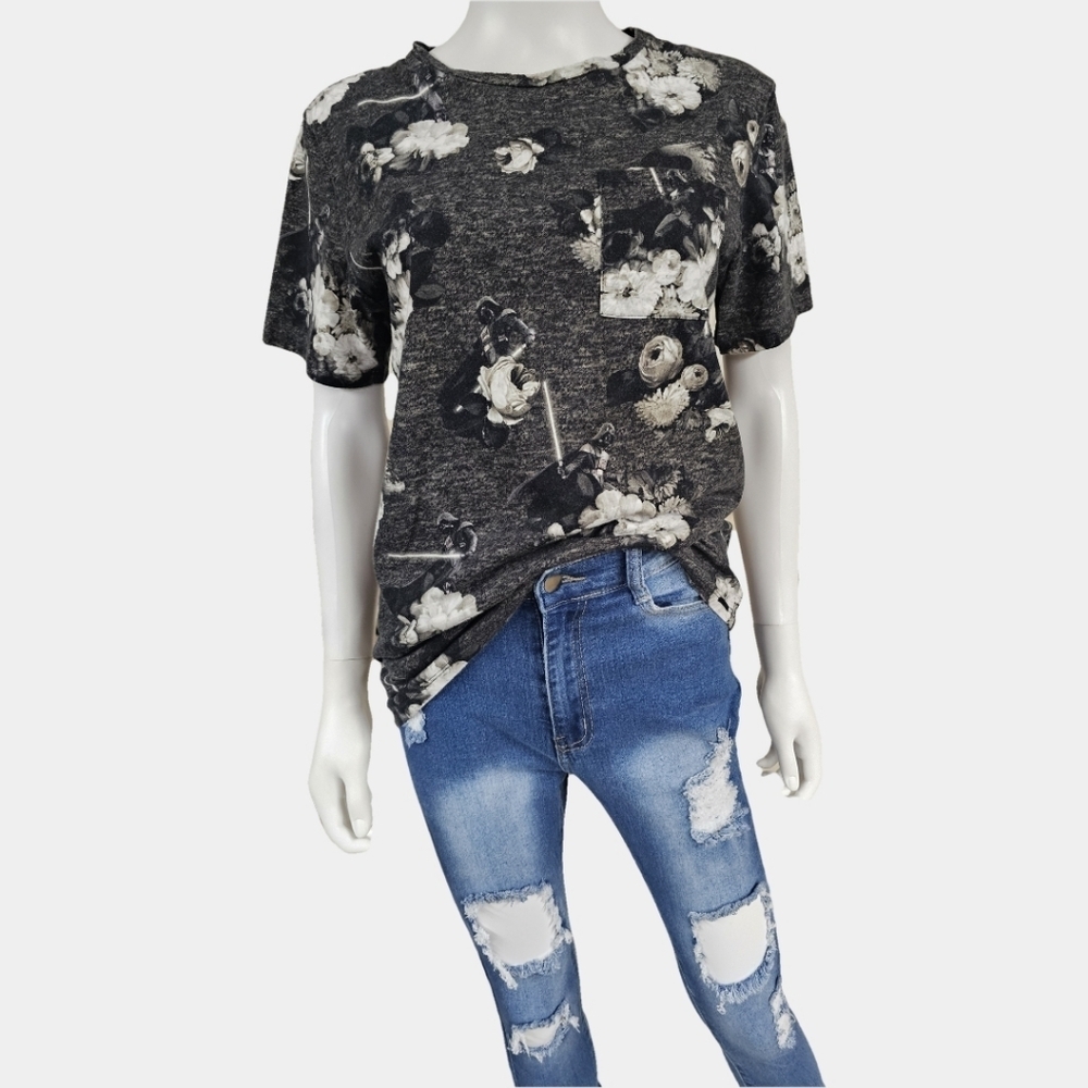 Star Wars X On The Bias Short Sleeve Floral Darth Vader Tee Size M